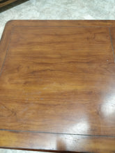 Vintage Drexel Heritage Queen Anne Table