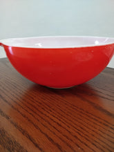 Vintage Pyrex Cinderella Friendship Nesting Bowl