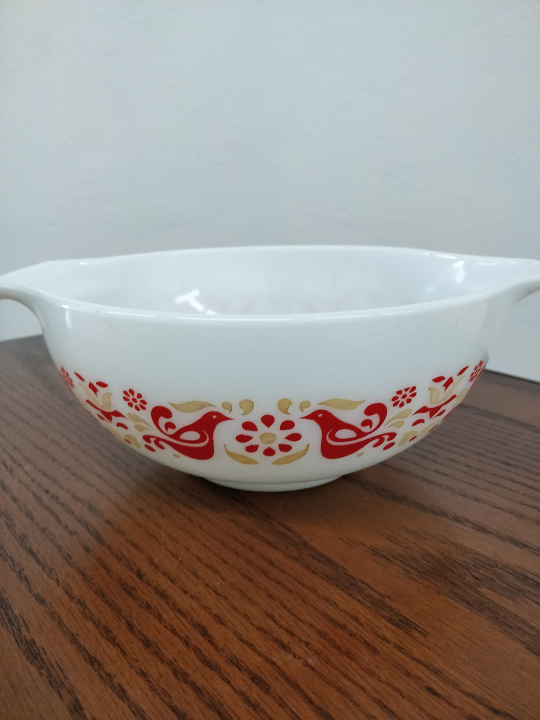 Vintage Pyrex Cinderella Friendship Nesting Bowl
