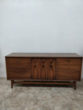 Vintage Broyhill Brasilia 9 Drawer Dresser