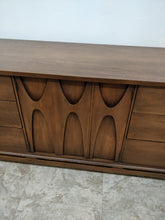 Vintage Broyhill Brasilia 9 Drawer Dresser