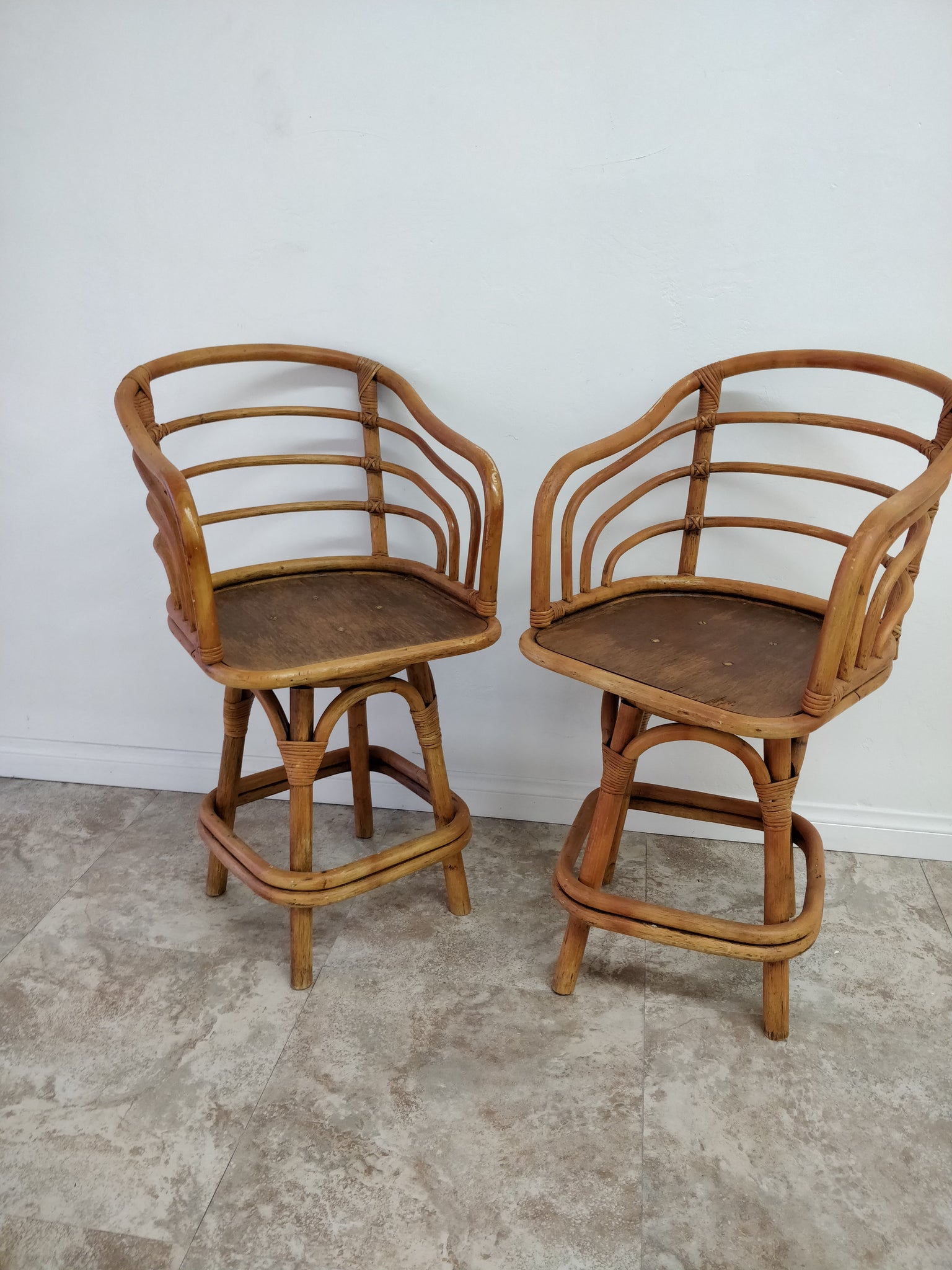 Vintage Swivel Cane Bar Chair Gordelly, Unlimited