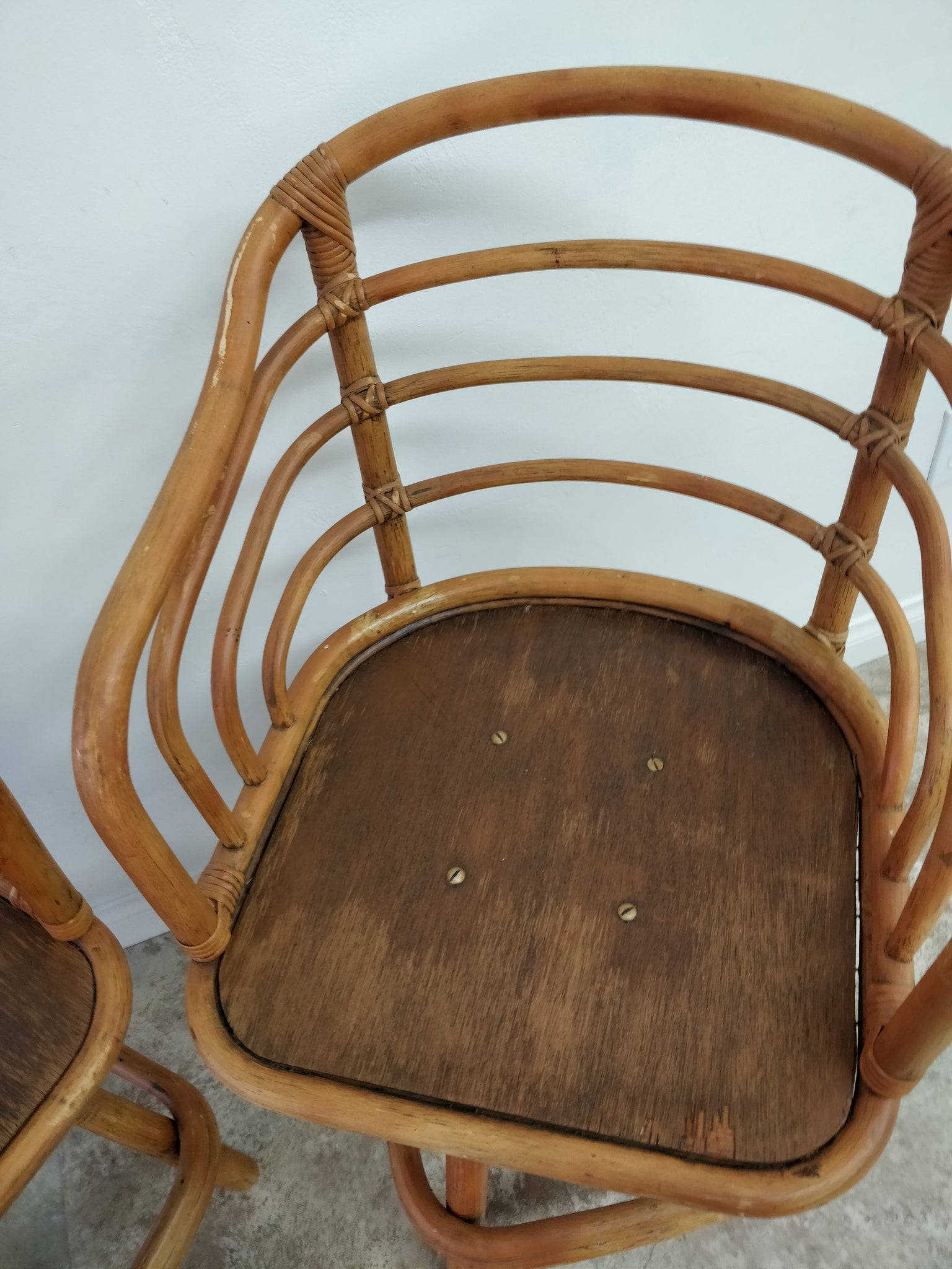 Vintage Swivel Cane Bar Chair Gordelly, Unlimited